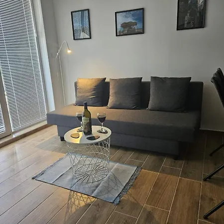 Chilla Apartment